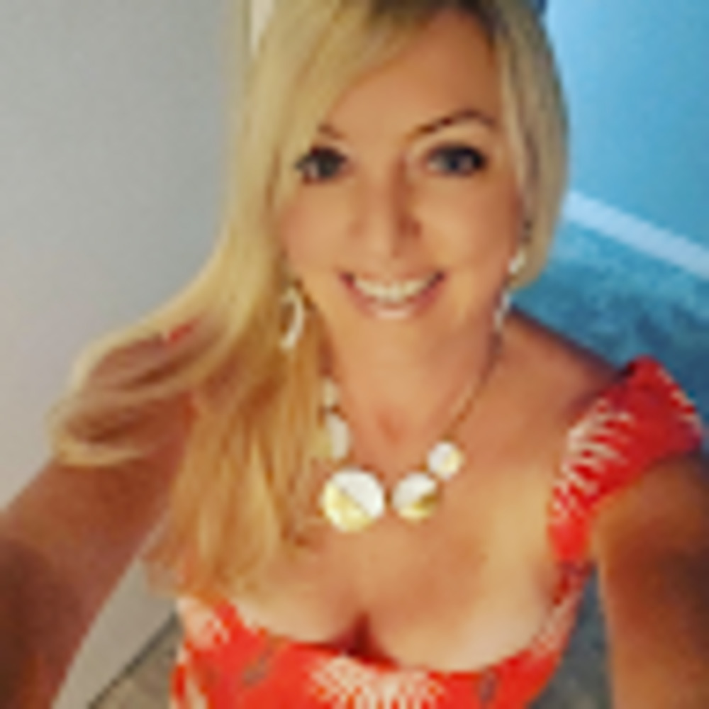 Meet your Posher, Kara